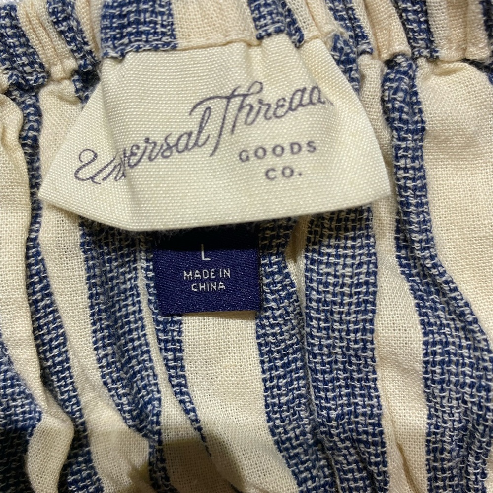 Universal Thread Top - Picture 3 of 3